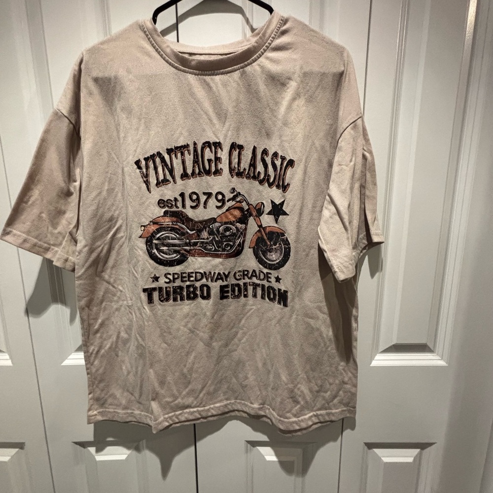 SHEIN Tan Short Sleeve Tee with Vintage Graphic